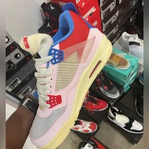 Meet your Posher, Unis